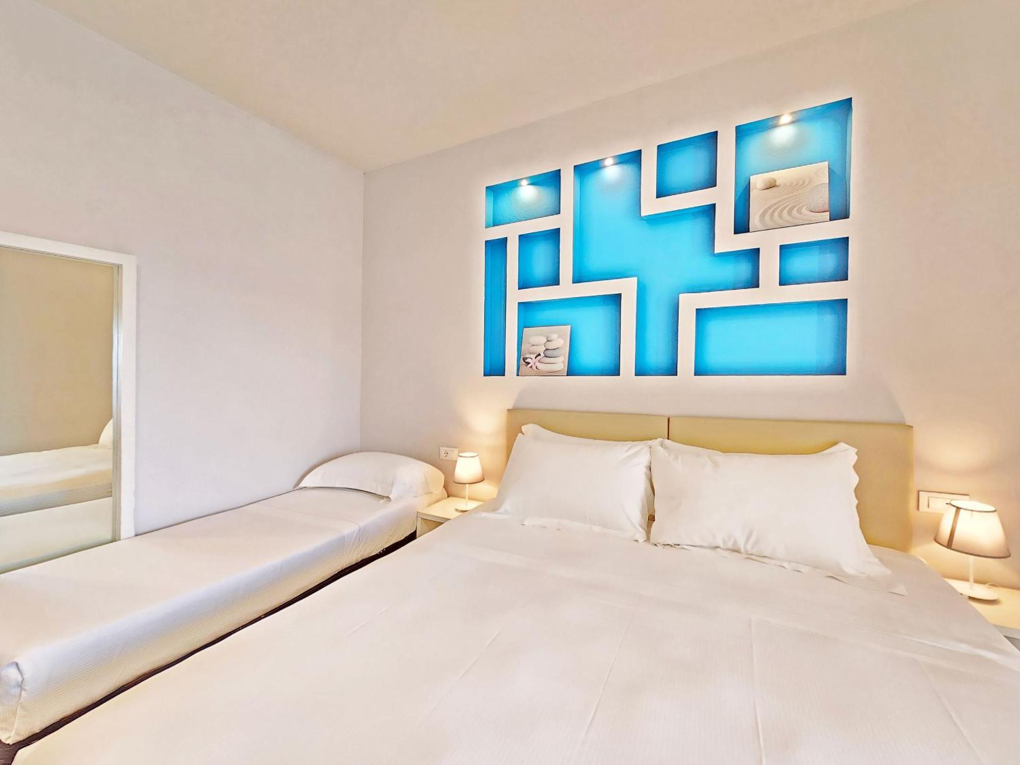 Hotel L'Approdo Порто Адзуро Екстериор снимка