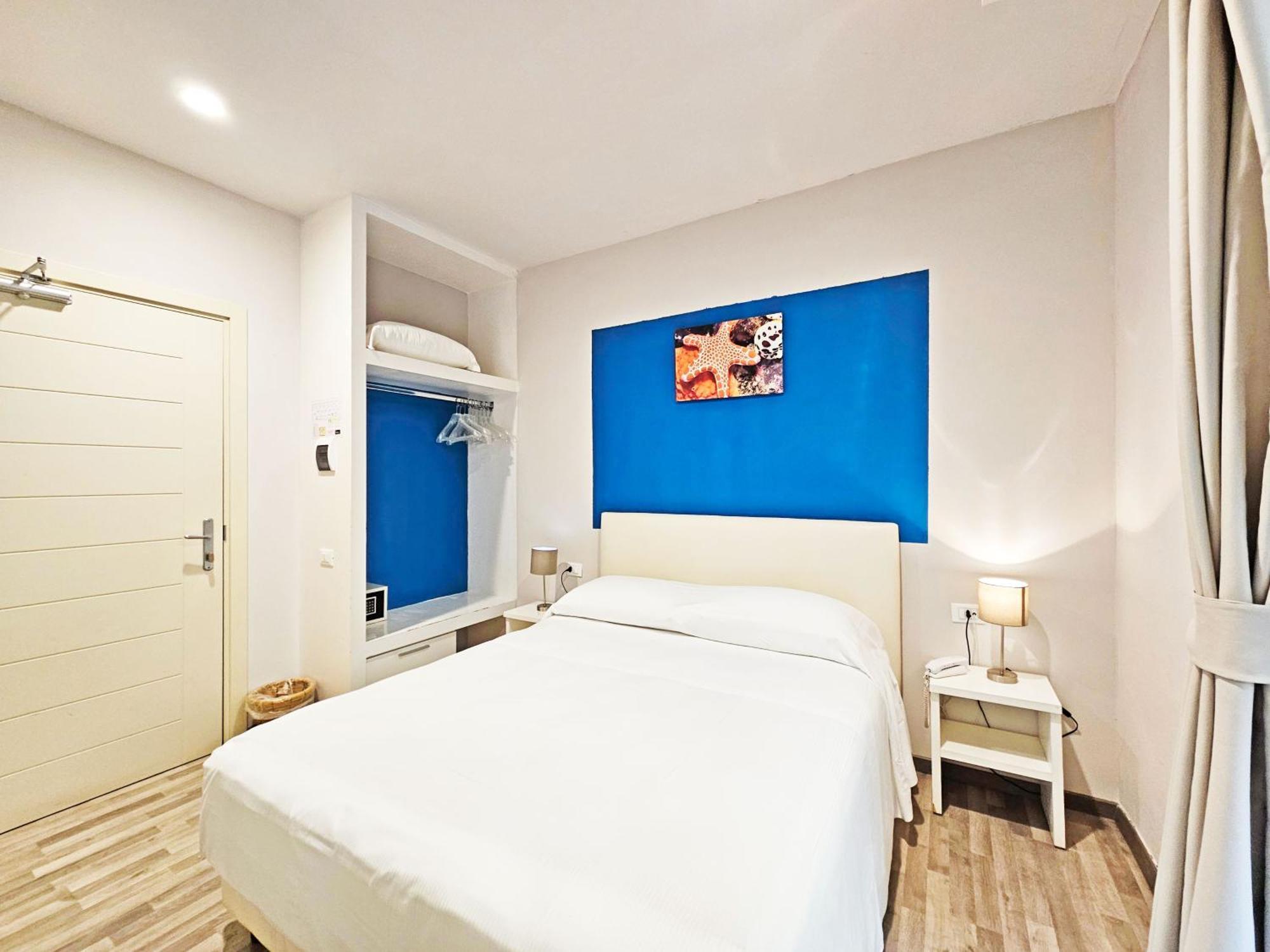 Hotel L'Approdo Порто Адзуро Екстериор снимка
